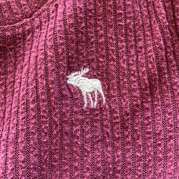 Abercrombie Long Sleeve Ribbed Shirt - Picture 2 of 3